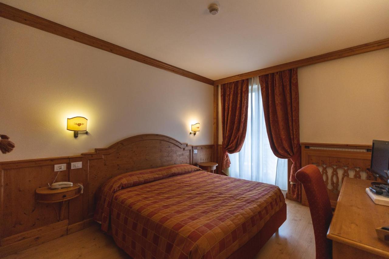 Standard Double or Twin Room Balcony,1253278900:JPEG