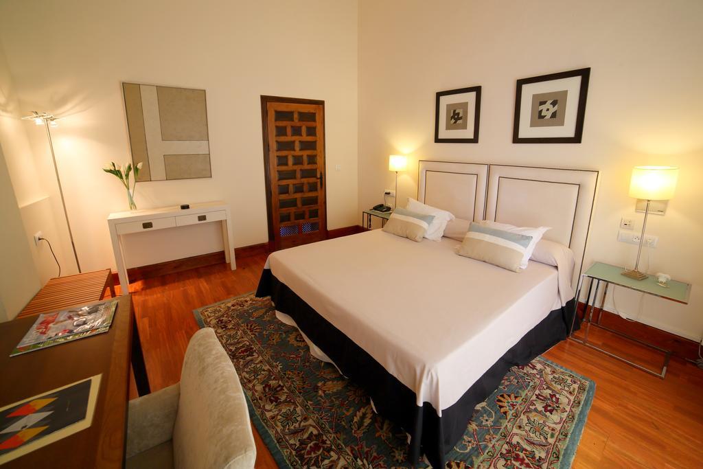Superior Twin Room,1087357849:JPEG