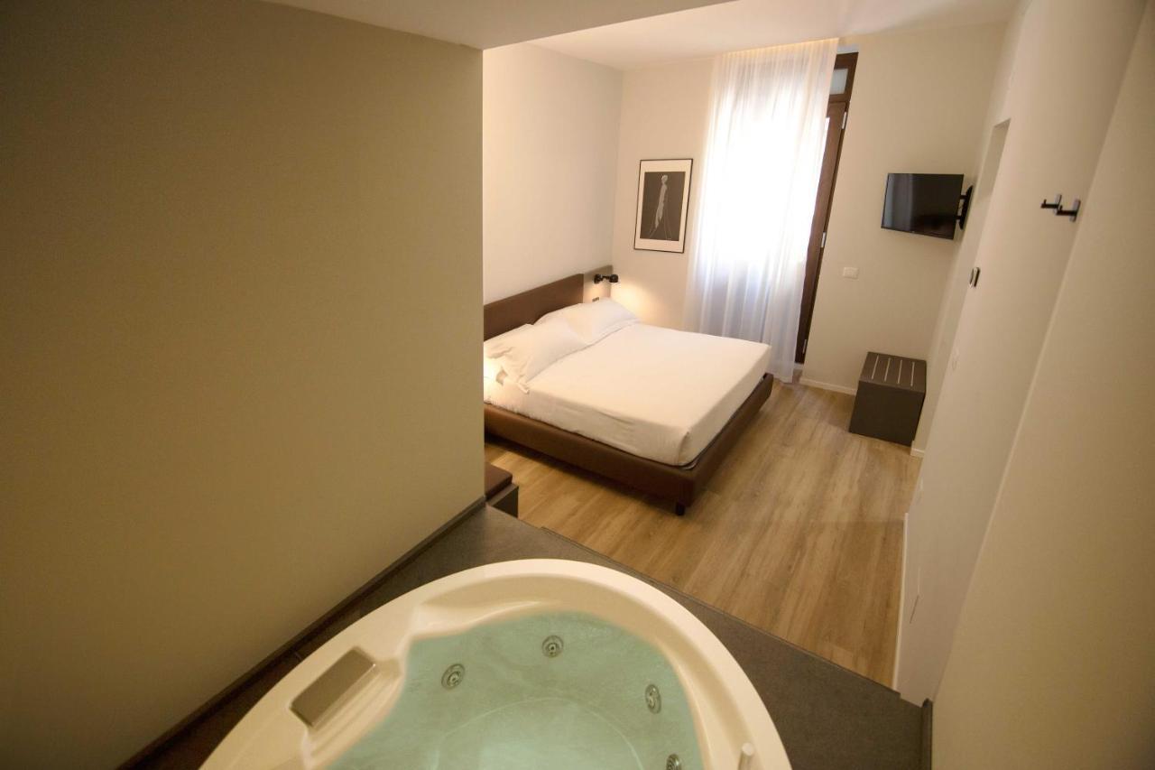 Suite mit Whirlpool - Nebengebäude