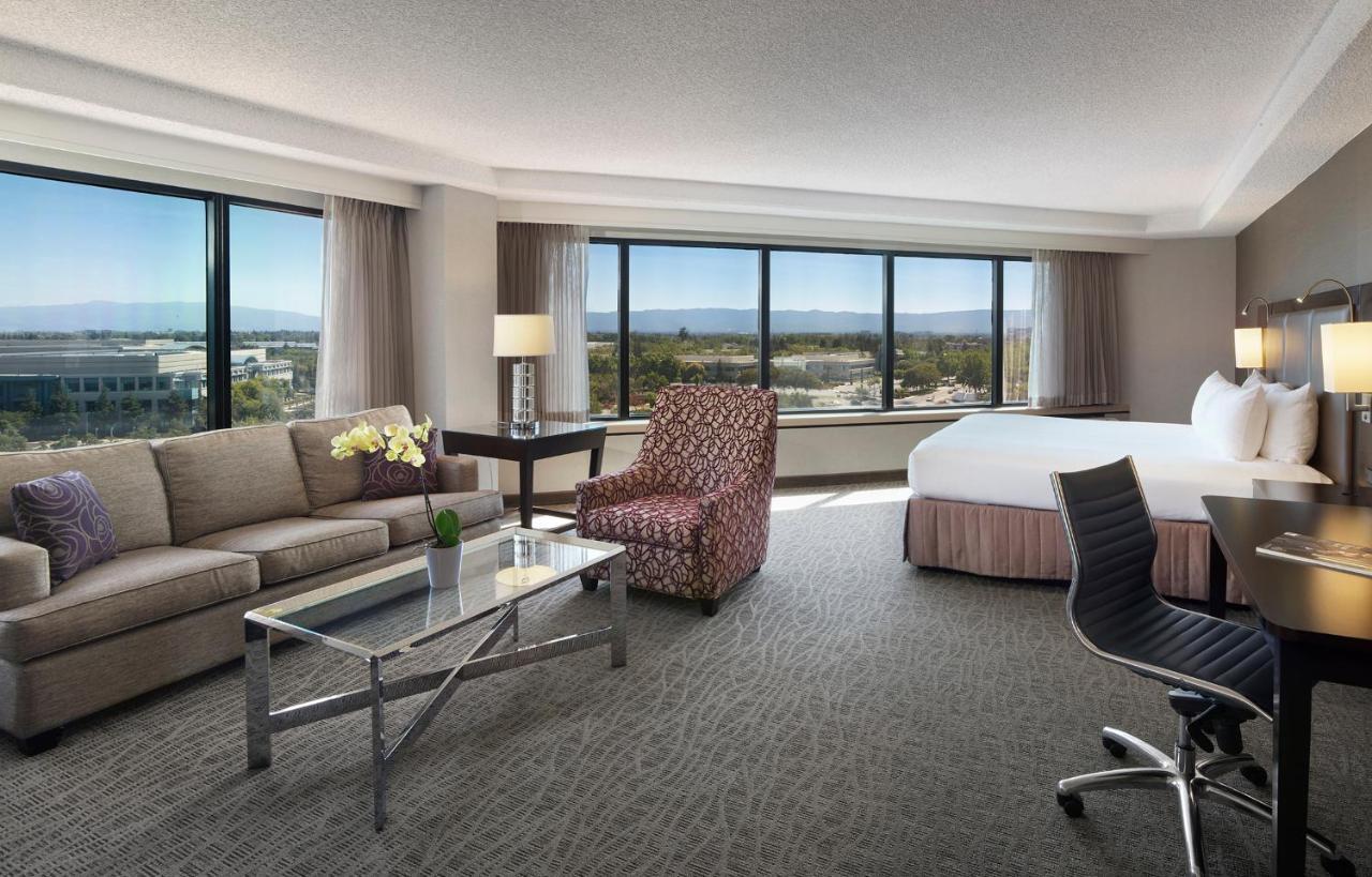 Junior King Suite