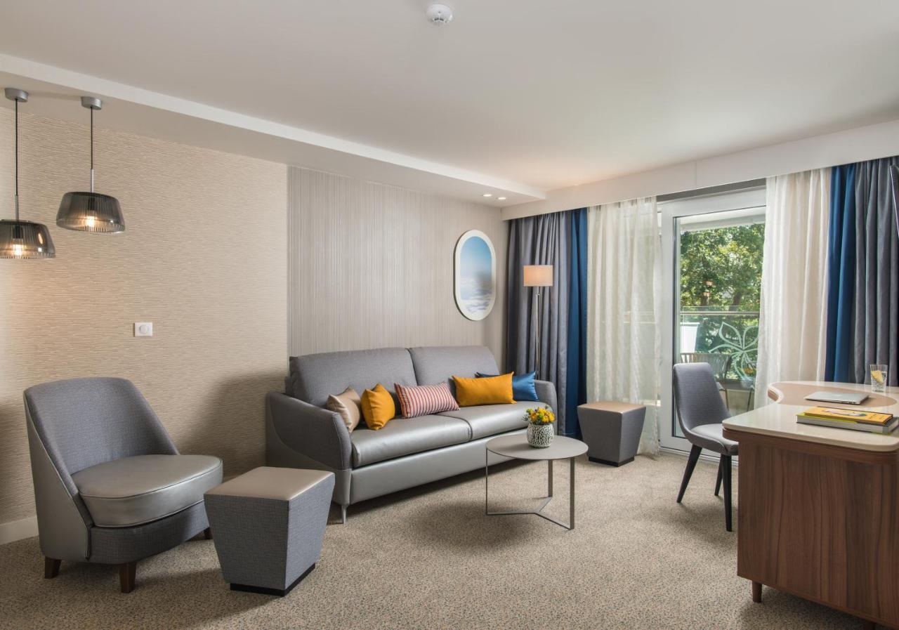 Deluxe Apartment Park View