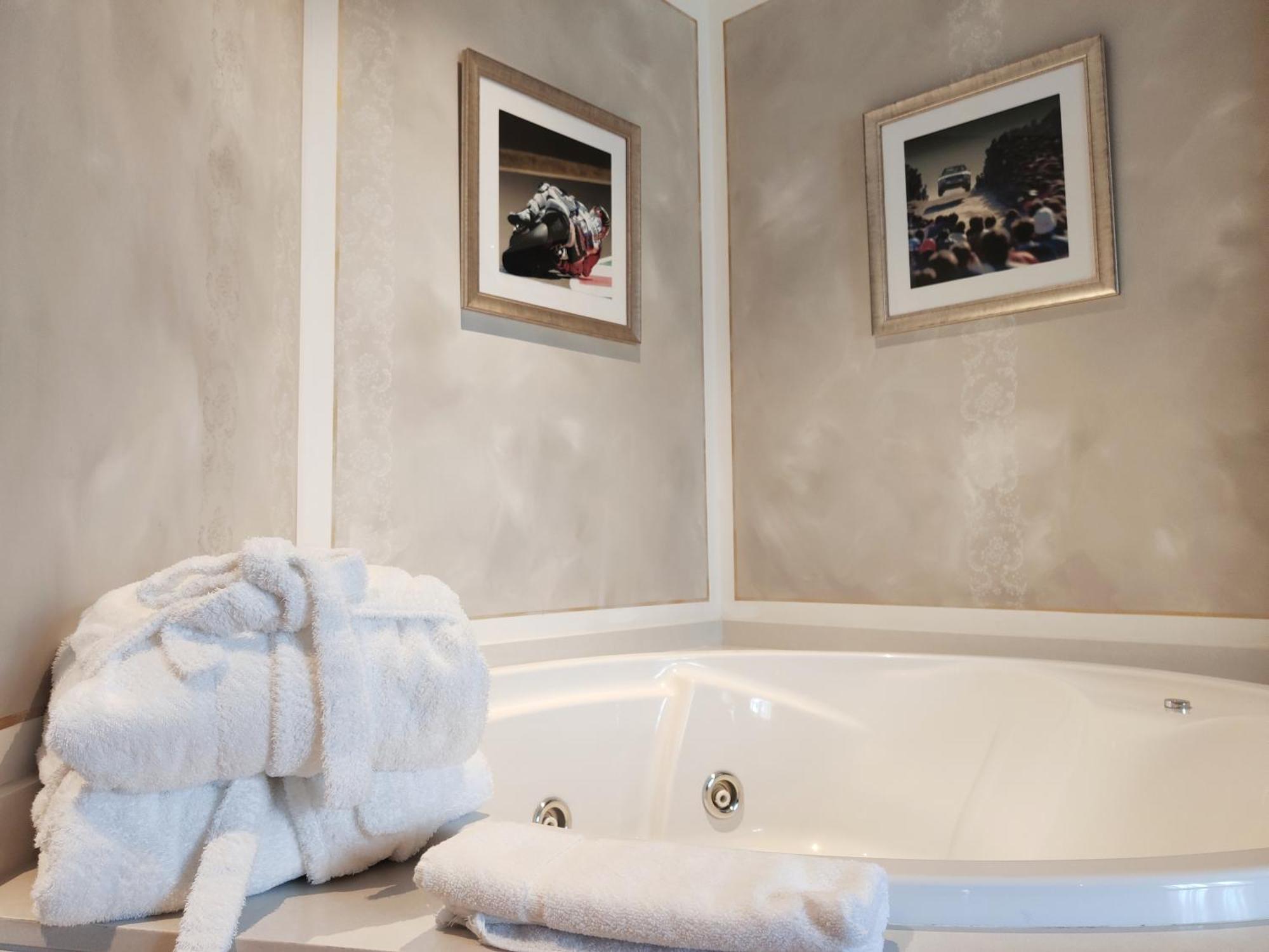 Comfort Double Room Hot Tub