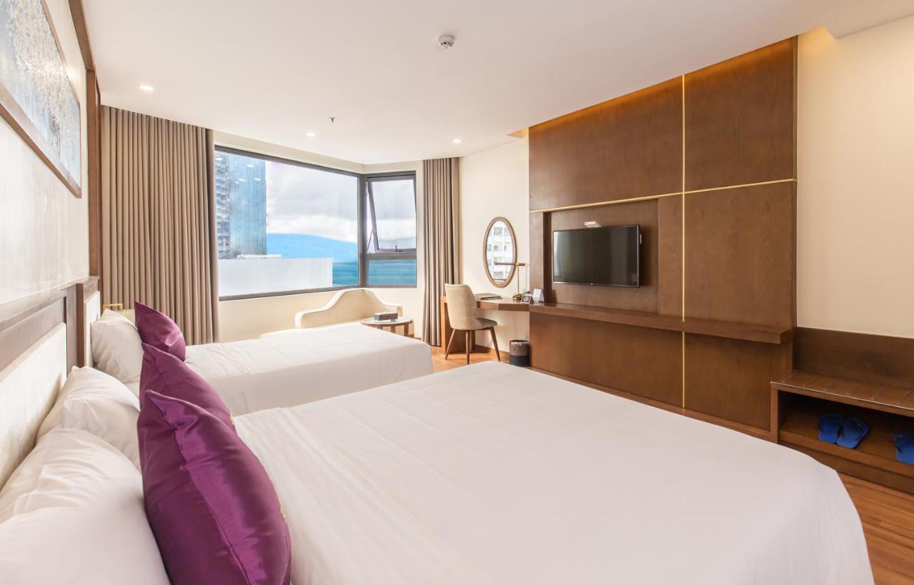 Grand Triple Room , Partial Ocean View with Afternoon Tea Per Stay
