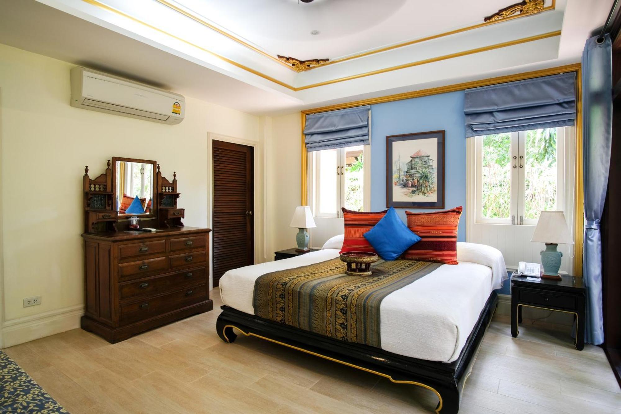 Gold Forest Downstairs Room near Pool View,1274157409:JPEG