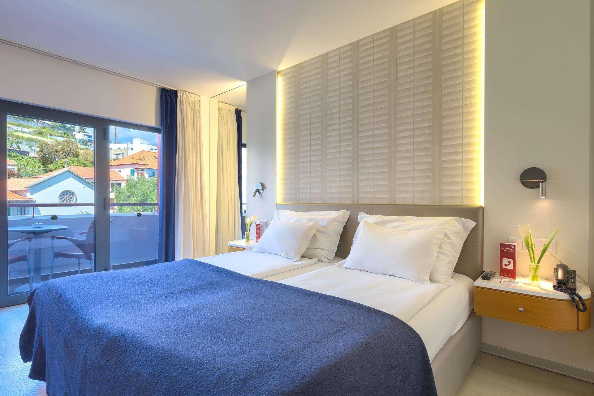 Double Room with Mountain View