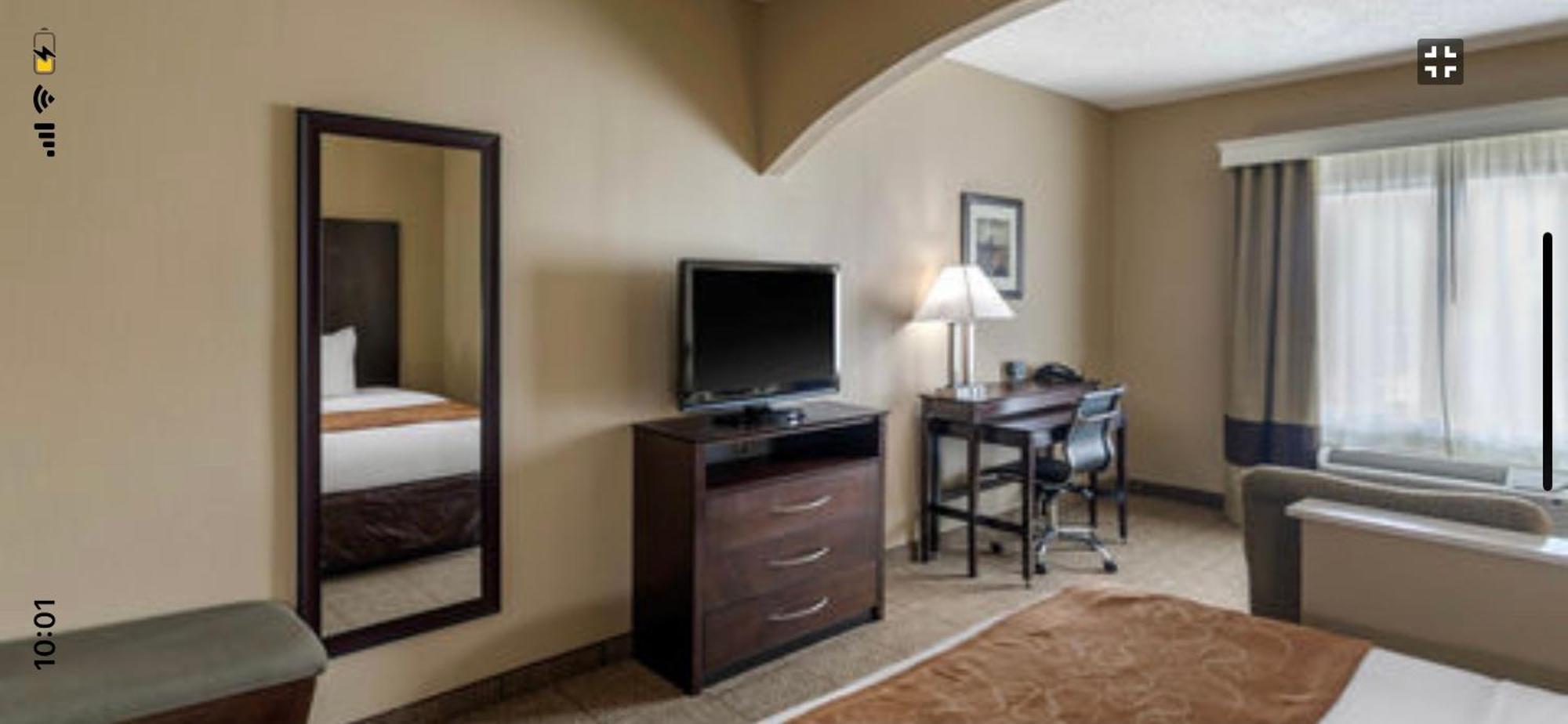 Queen Suite with Two Queen Beds - Disability Access/Non-Smoking
