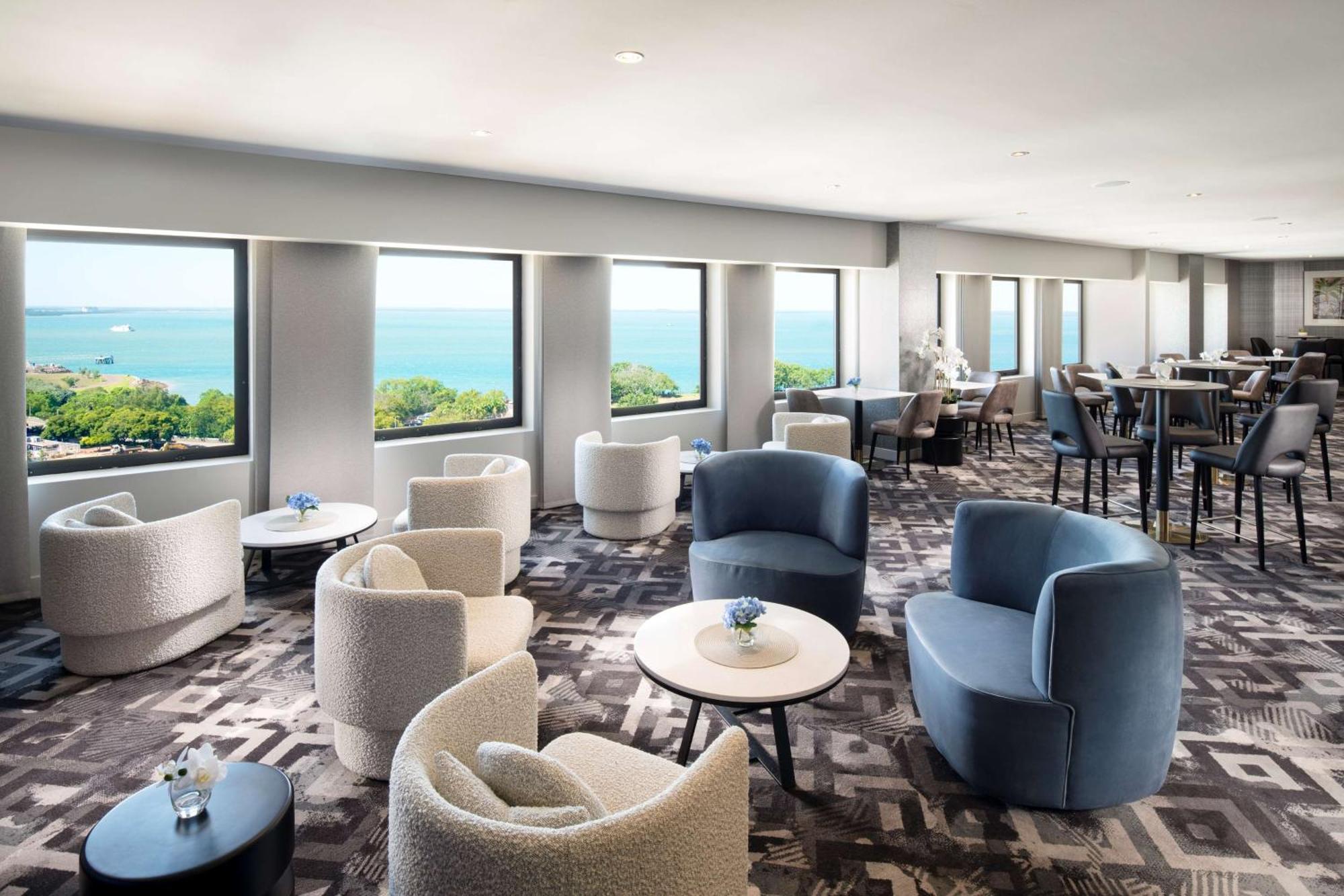 One-Bedroom Suite with Harbour View