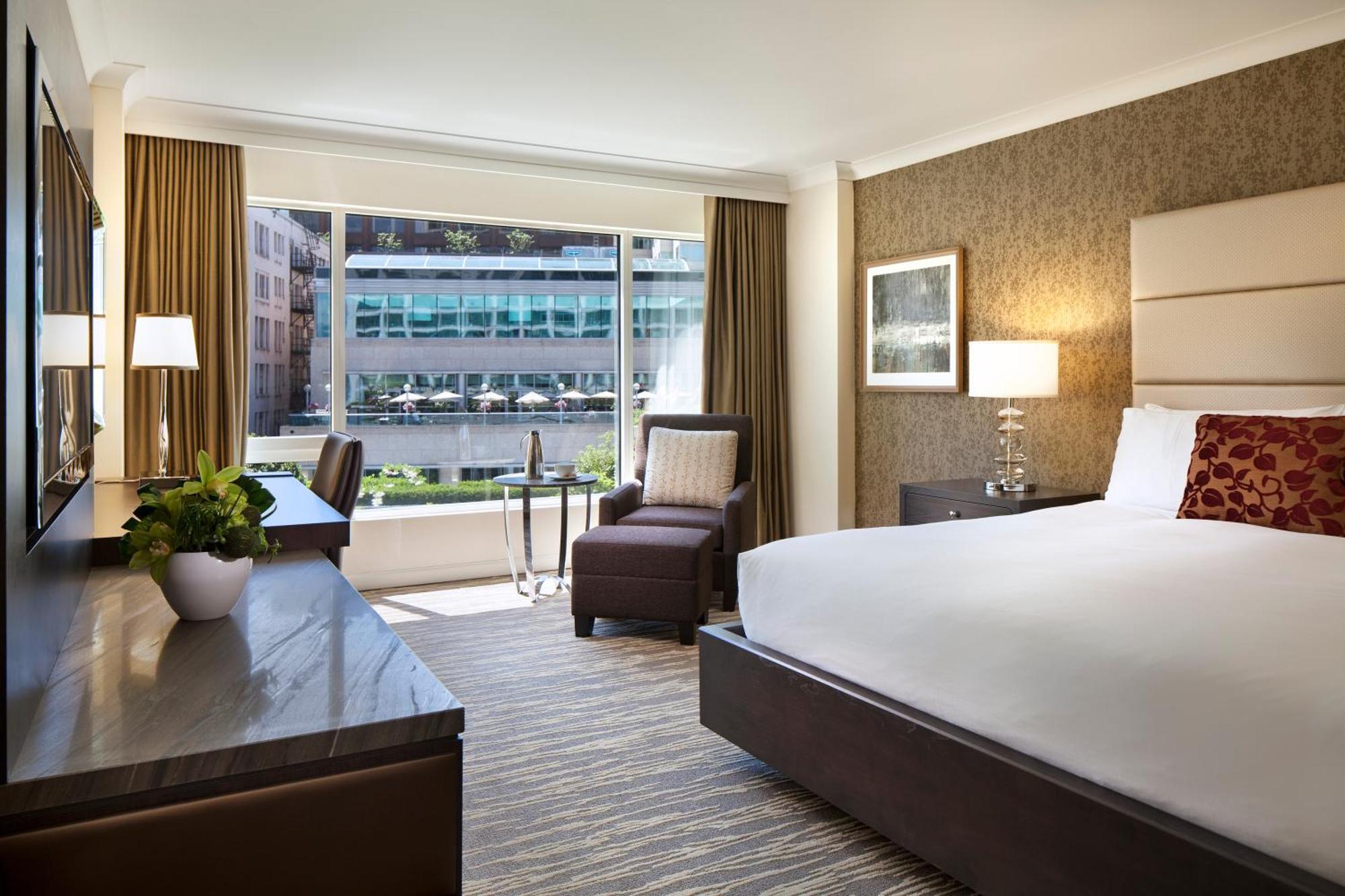 Chambre Deluxe avec 2 Lits Doubles - Vue sur Ville