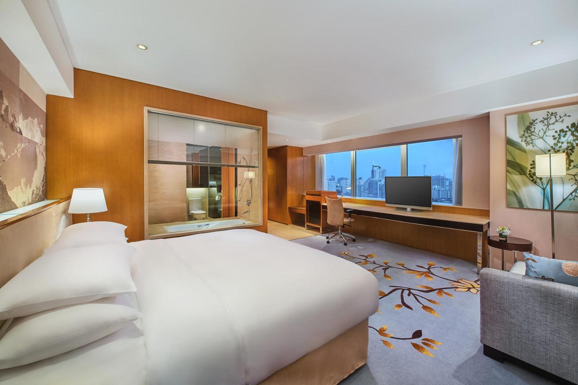 Premium Twin Room with City View