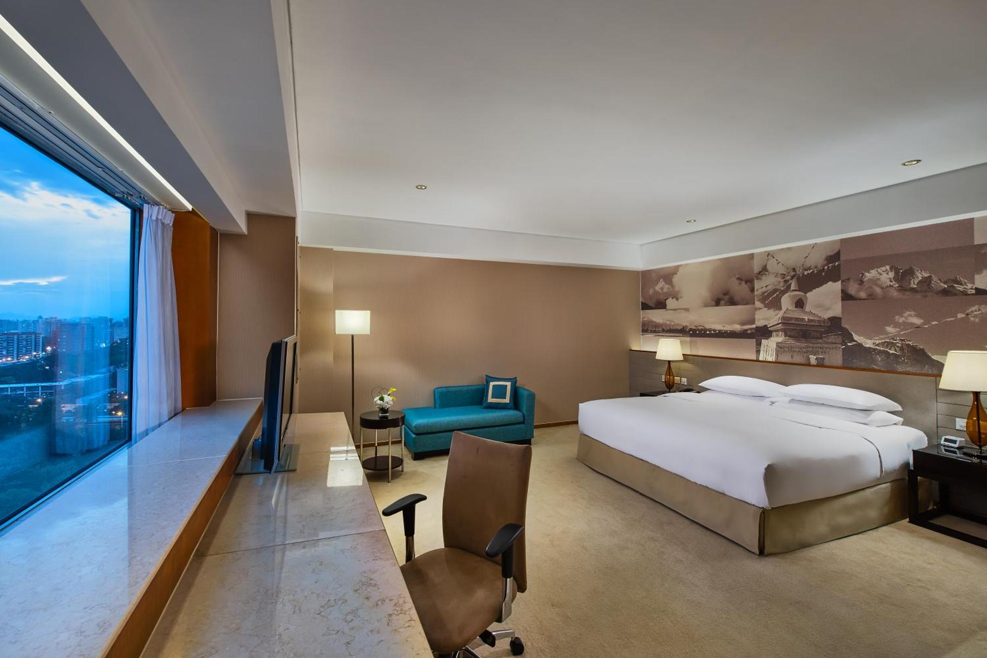 Premium King Room