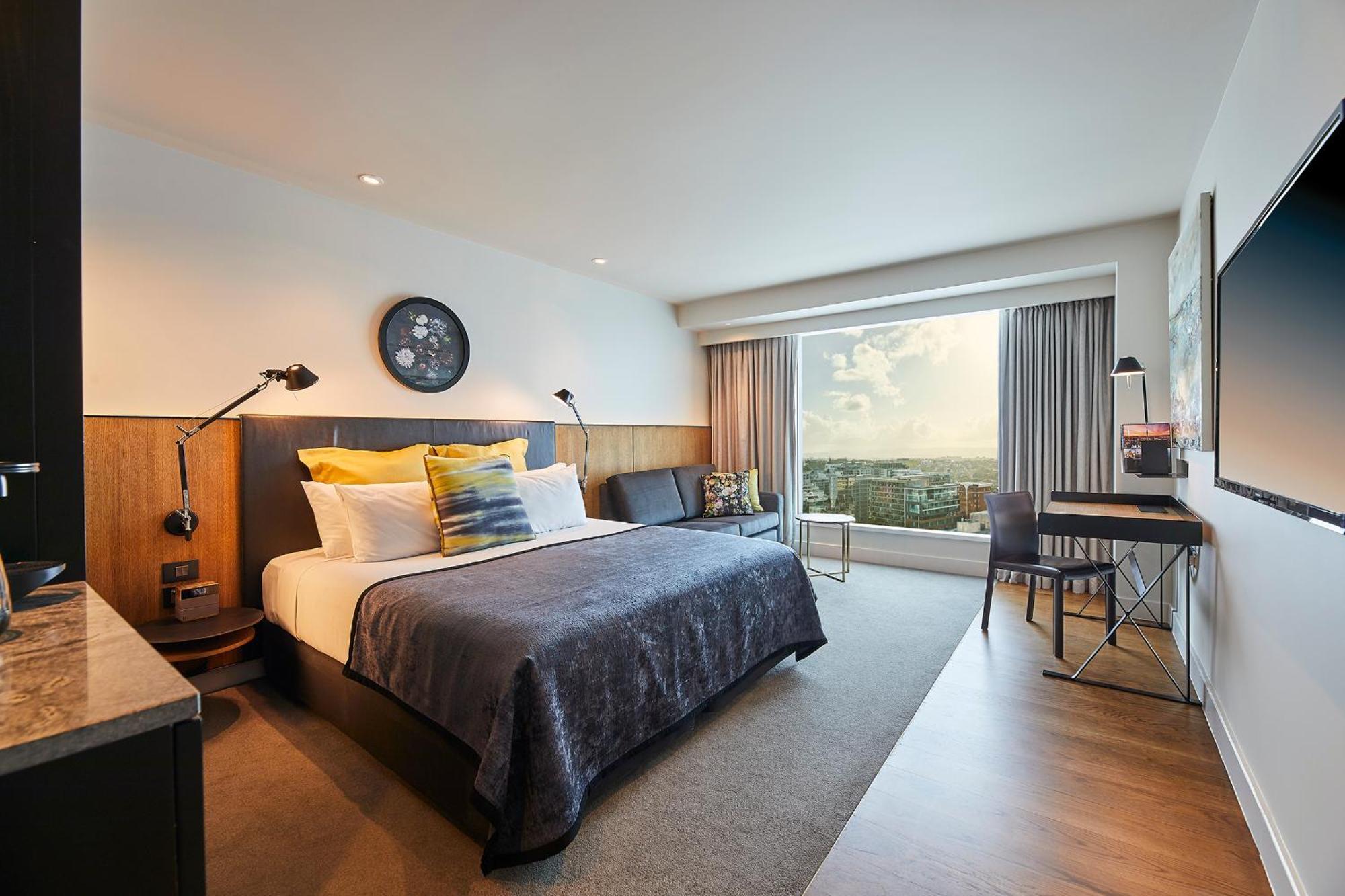 Grand Deluxe King Room