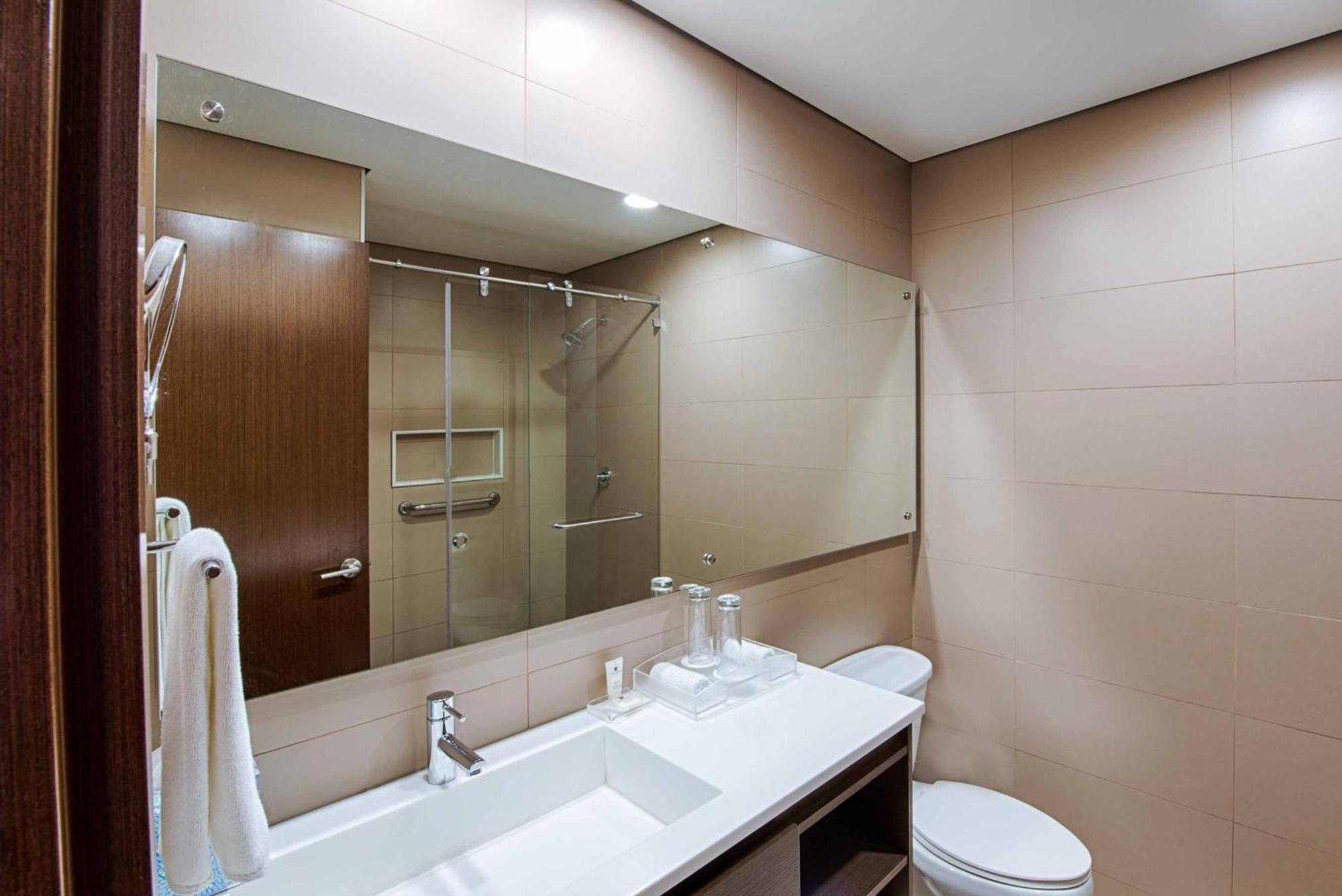 Premium Queen Room with Two Queen Beds