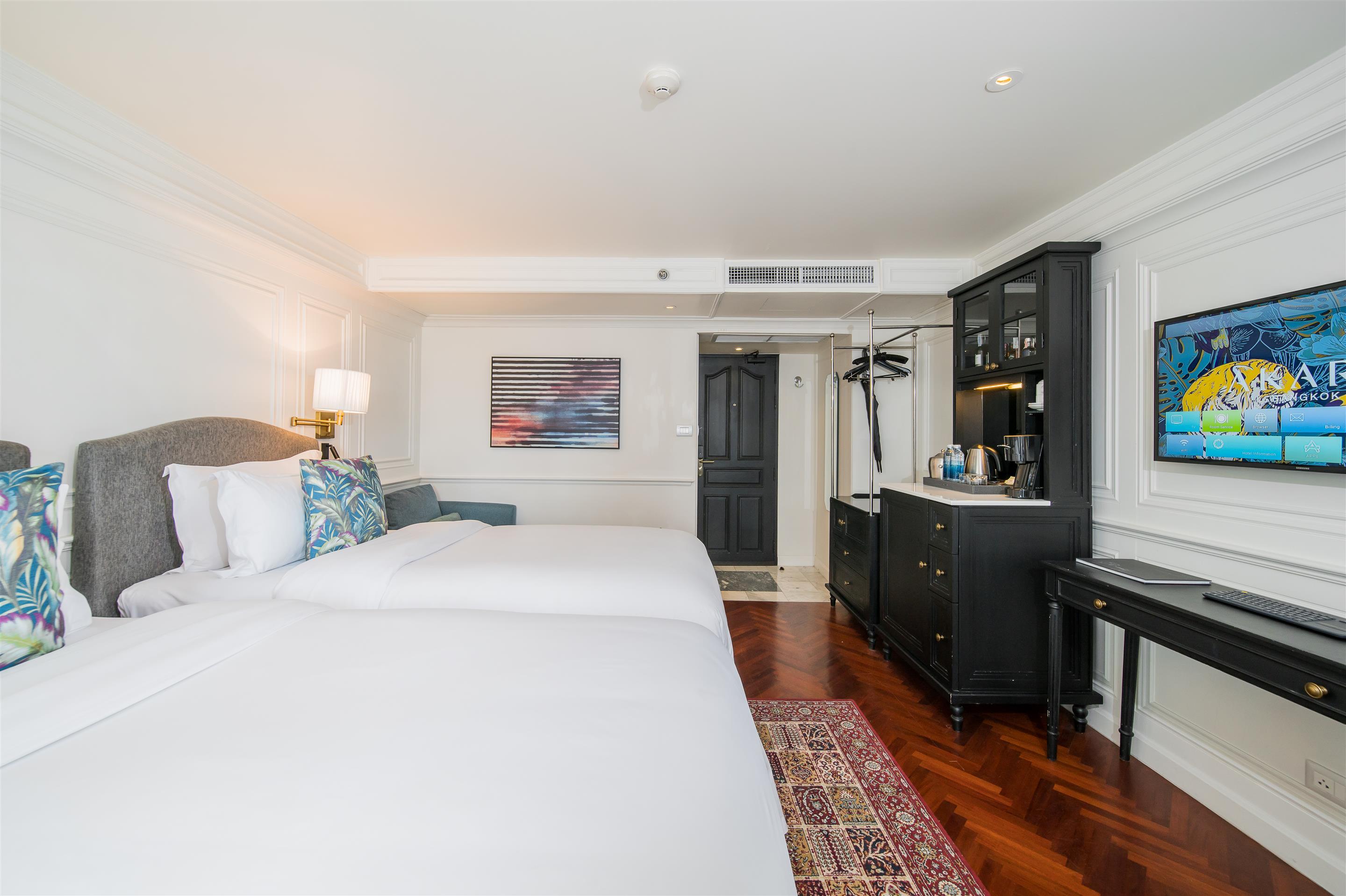 Akara Deluxe Twin Room