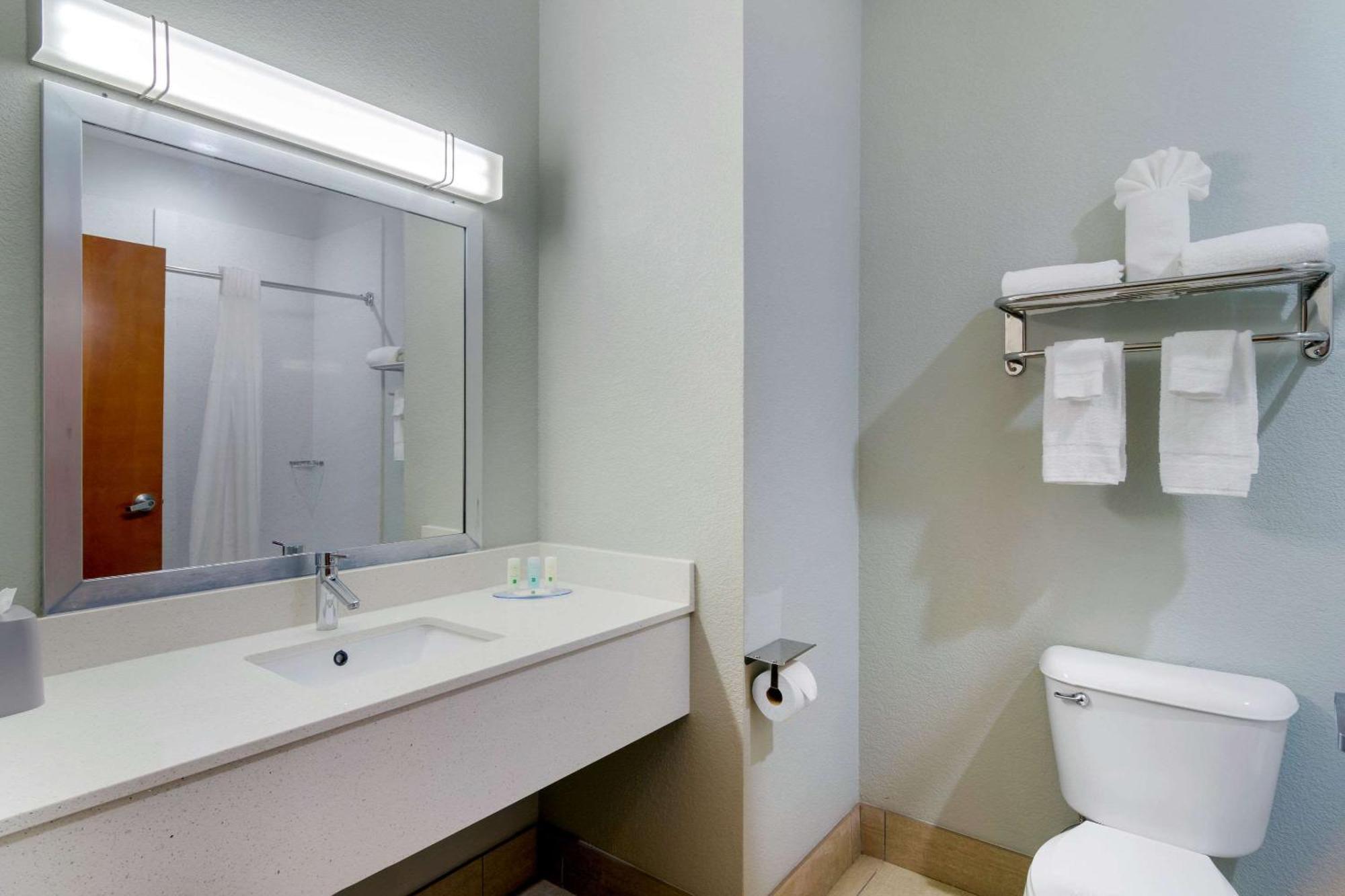 Double Room with Two Double Beds - Non-Smoking