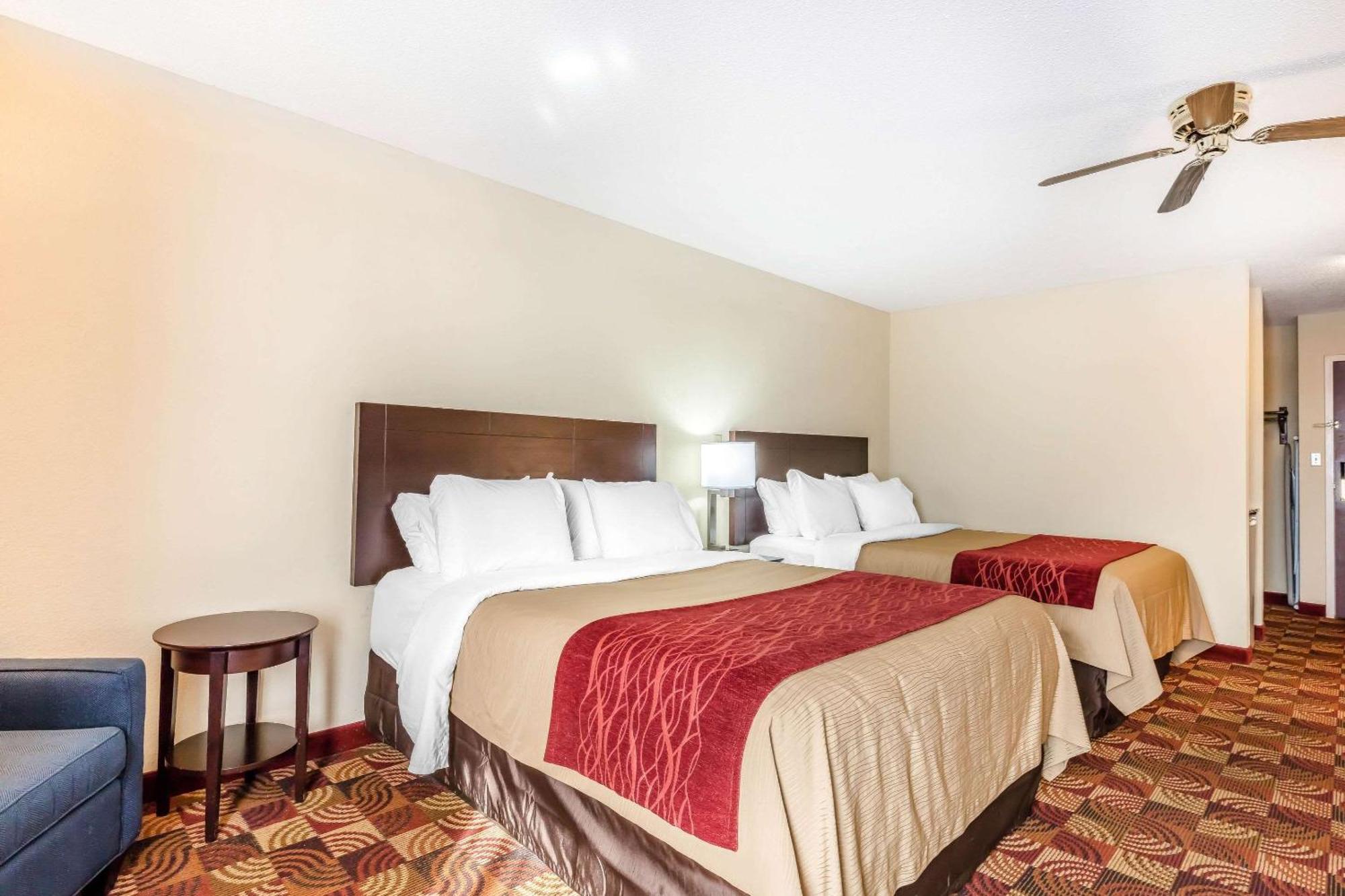Queen Room Two Queen Beds Non-Smoking