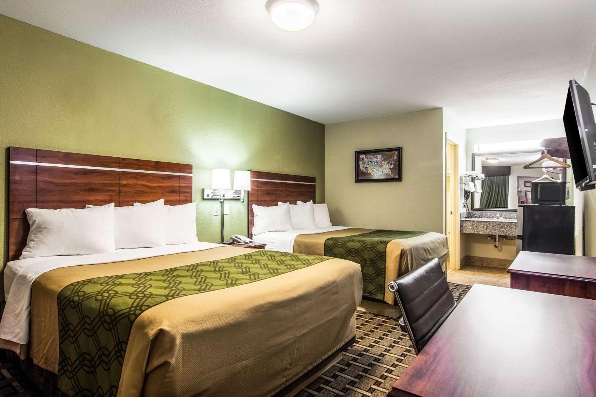 Queen Room with Two Queen Beds - Non-Smoking