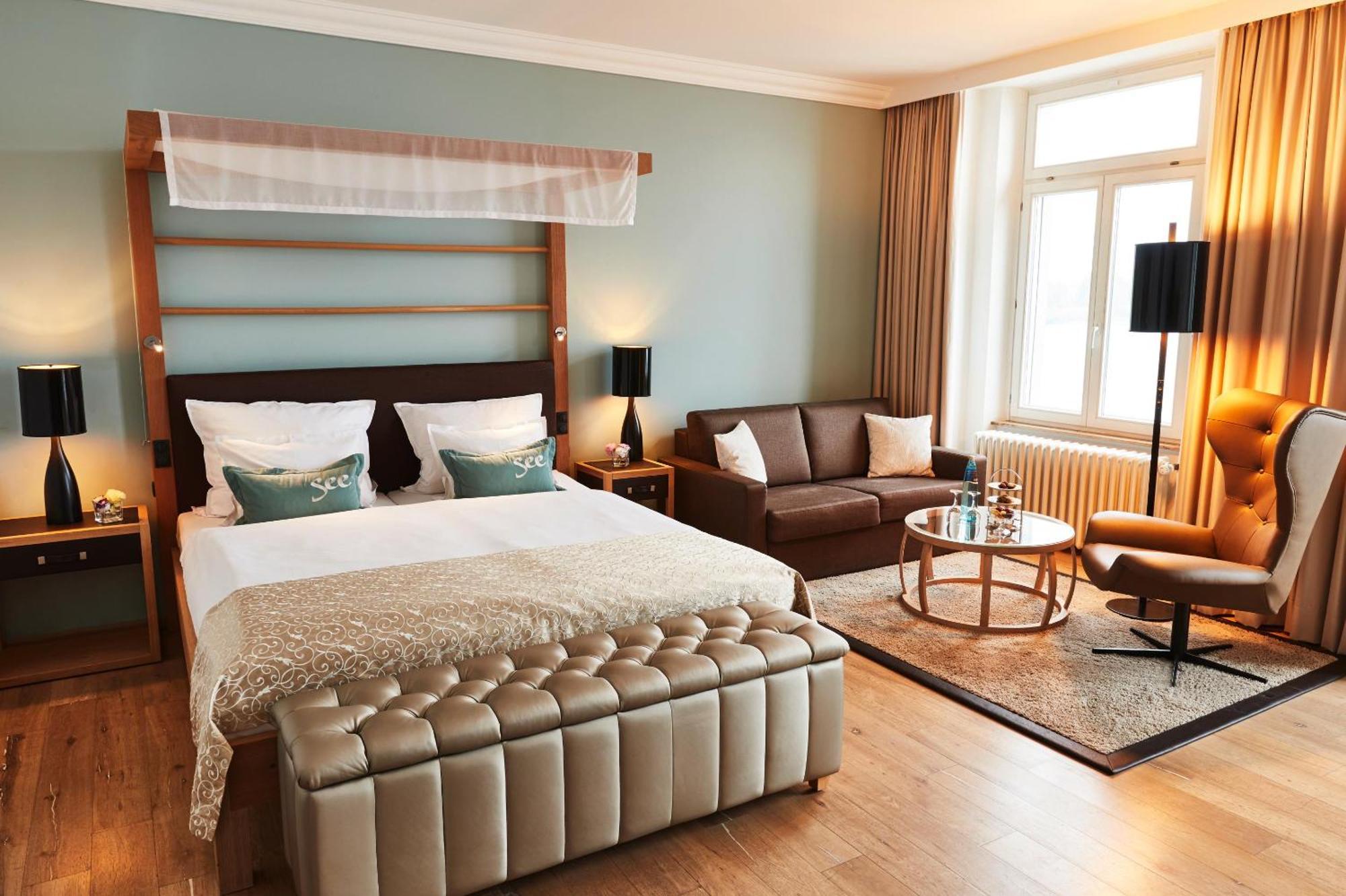 Deluxe Room Lake View