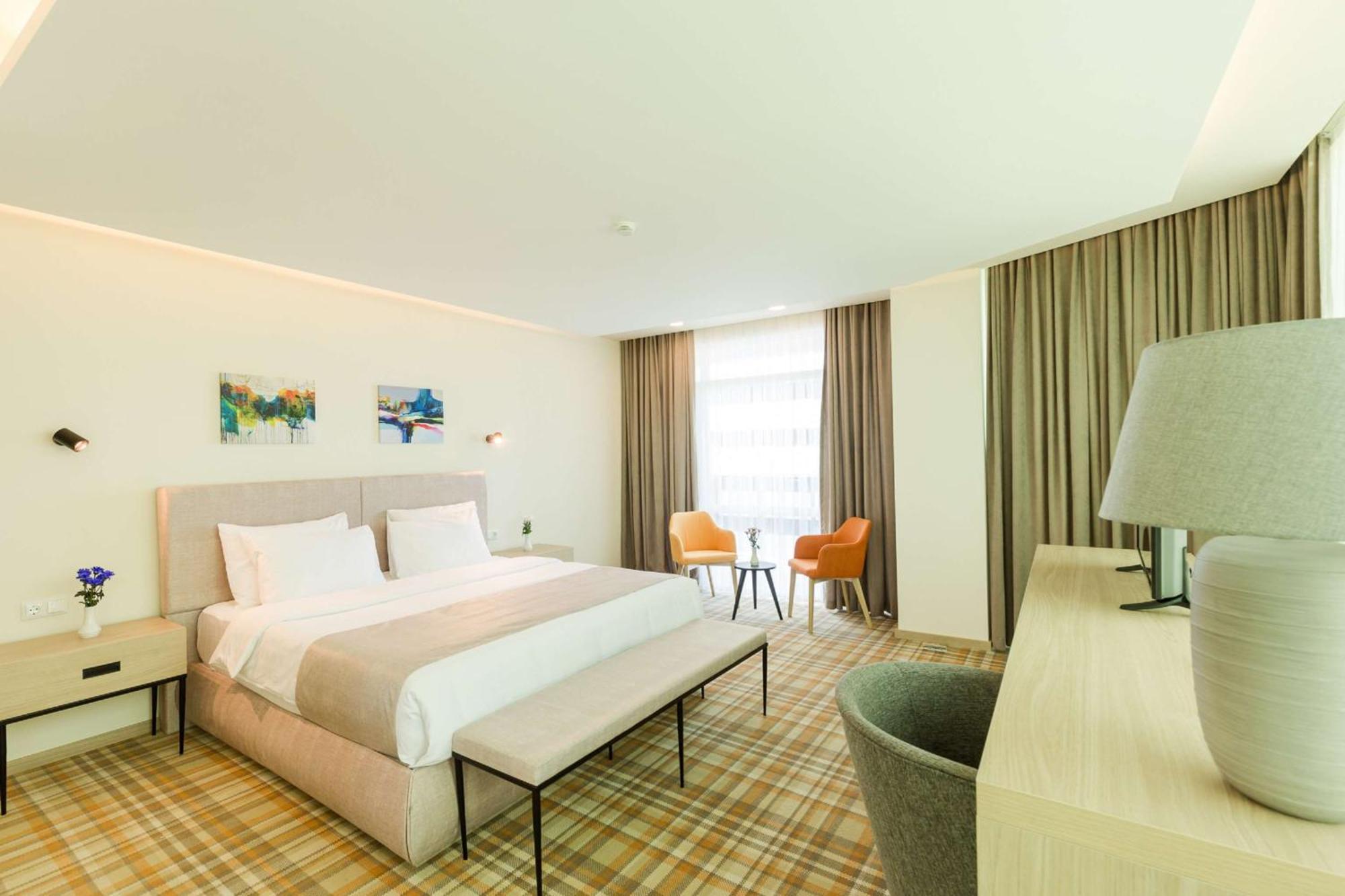 Junior King Suite Balcony Panorama View