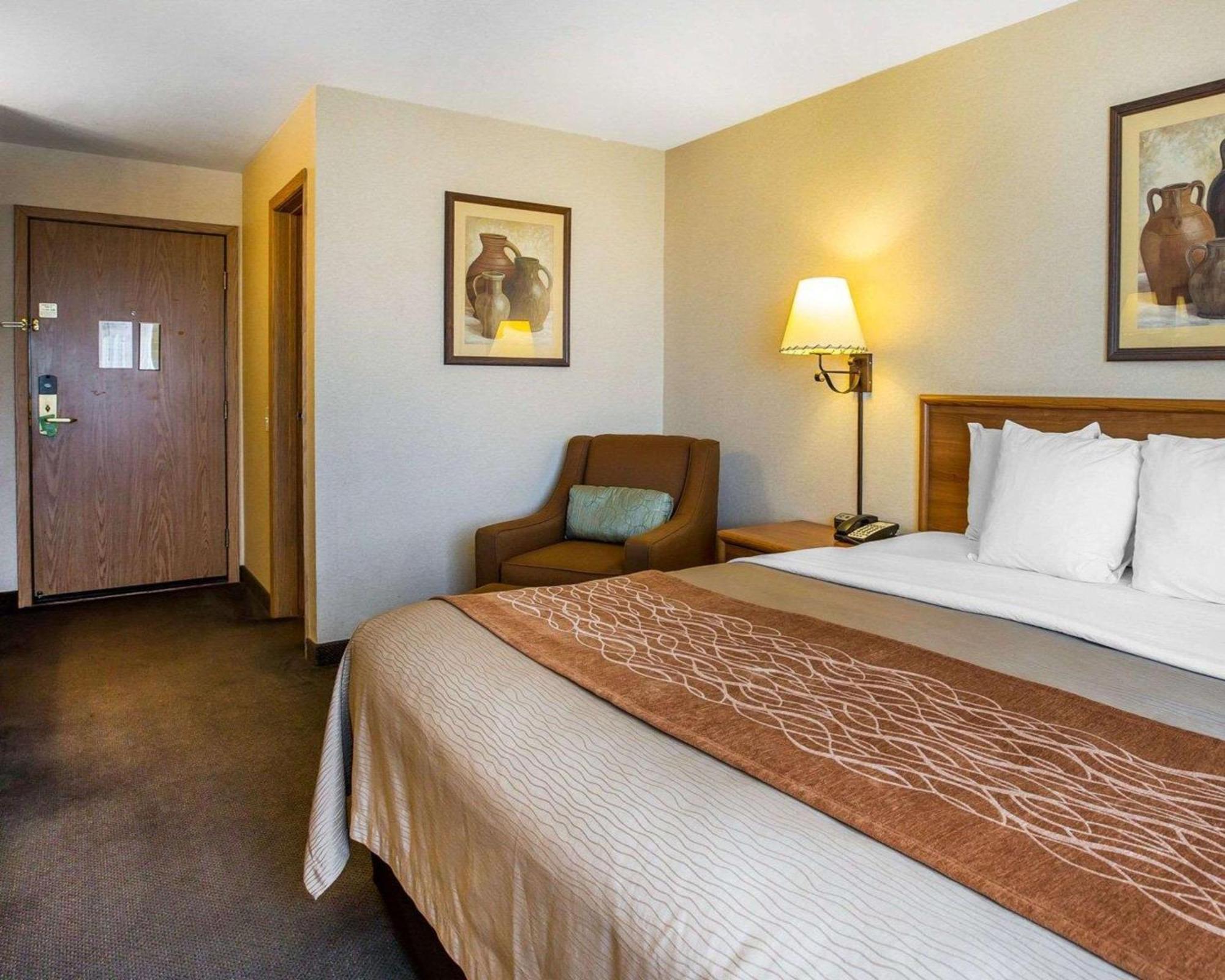 King Room - Non-Smoking
