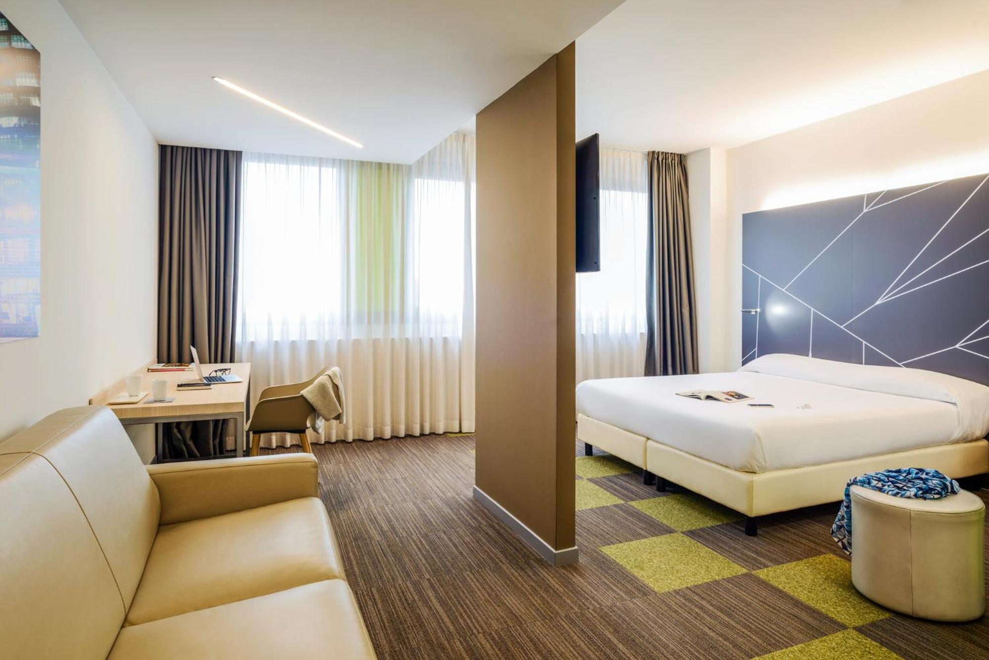 Superior Room,1651733013:JPEG