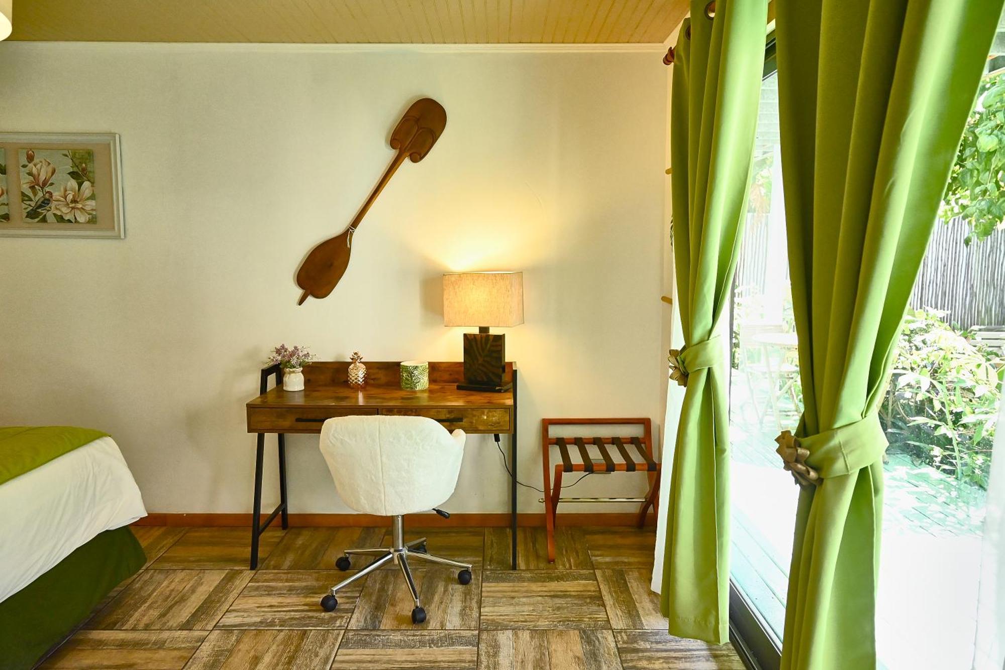 Queen Room - Disability Access