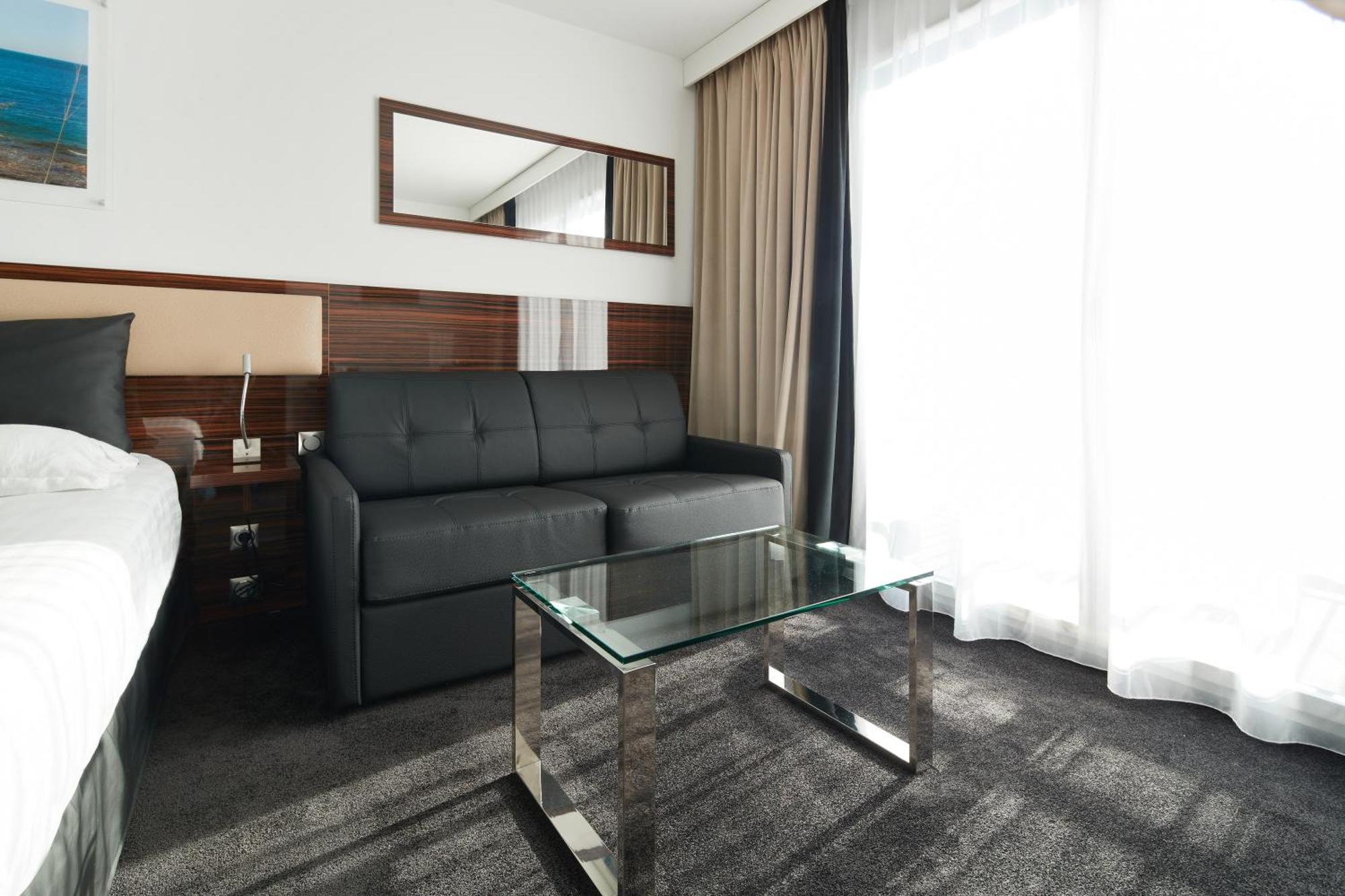Superior Double Room,1286070301:JPEG