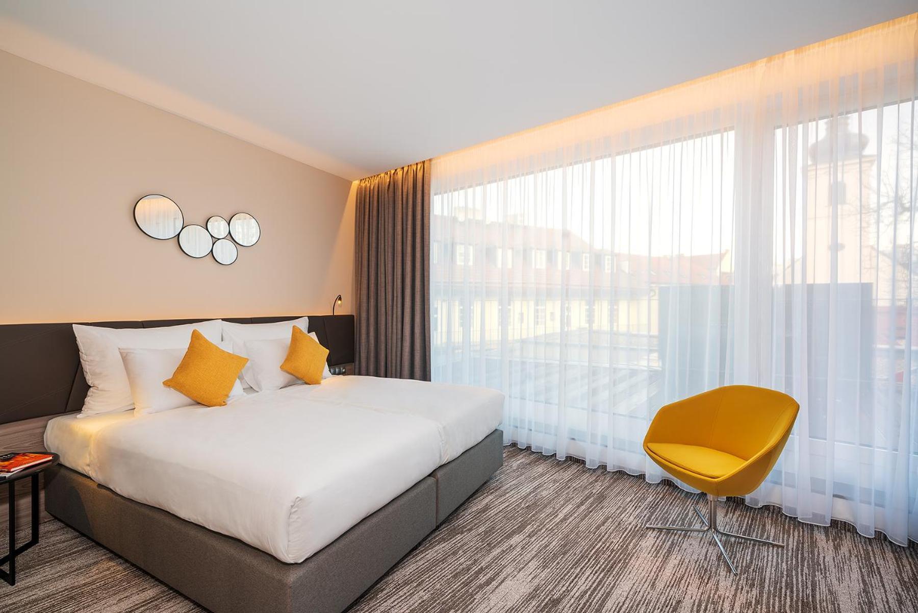 Double or Twin Room Terrace