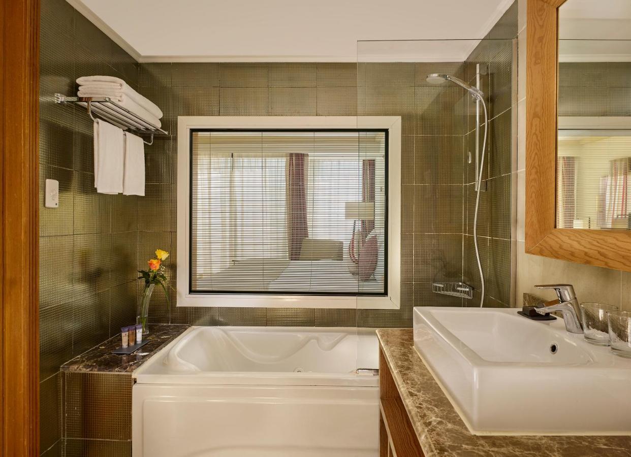 Honeymooner Jacuzzi Room Egyptian Resident Only,1589152884:JPEG