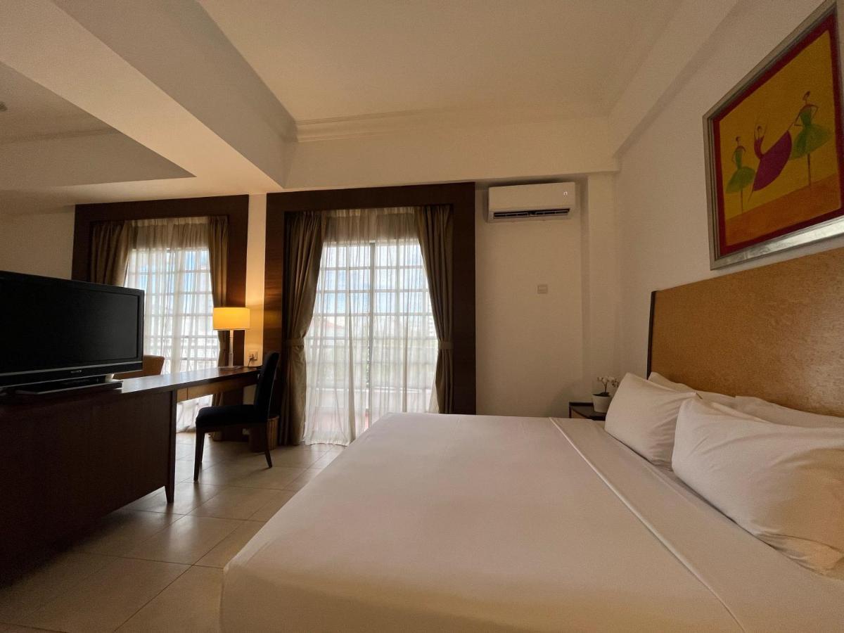 Deluxe Premier Room