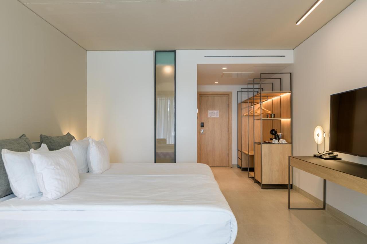 Superior Twin Room Balcony Park View unlimited access to Health Spring Spa