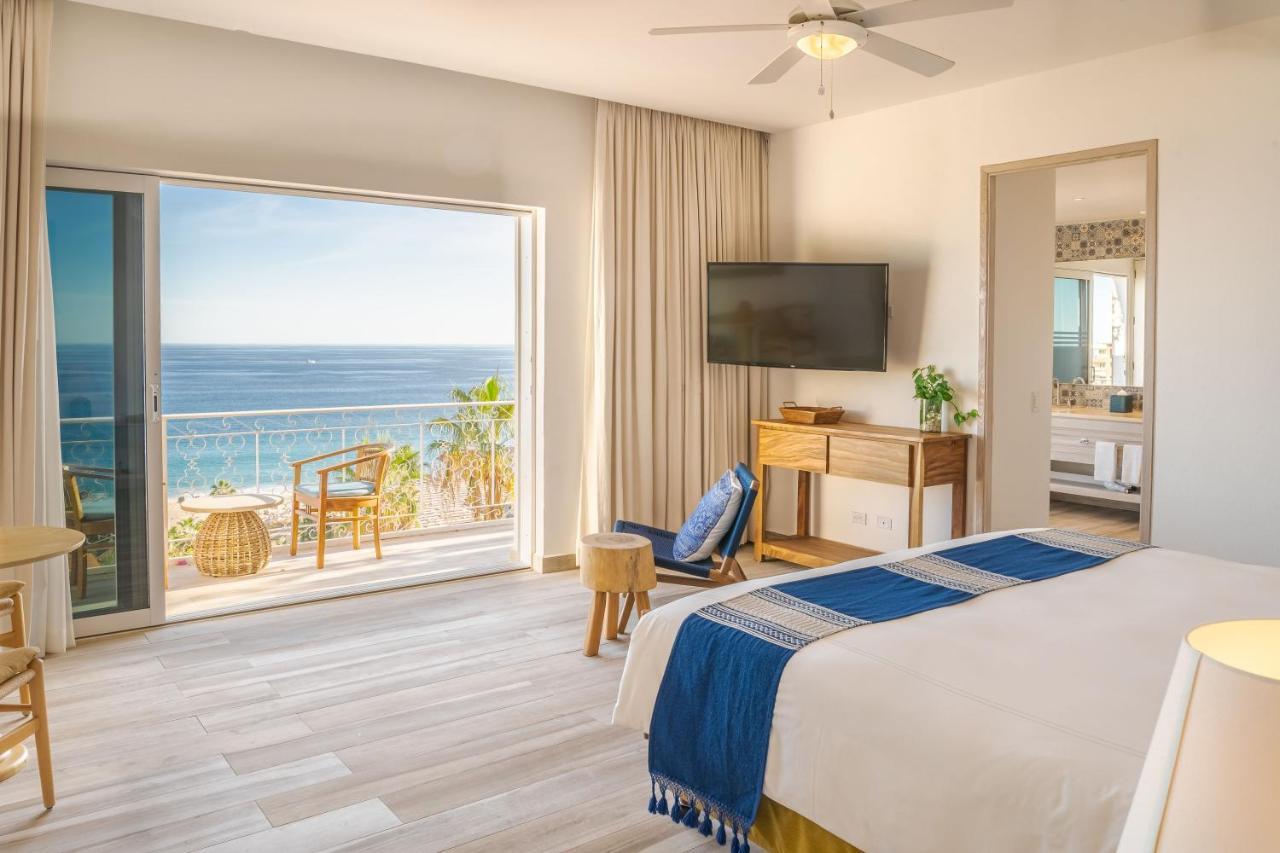 One Bedroom Ocean Balcony,1565668426:JPEG