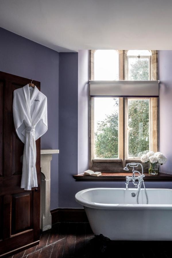 Classic Double Room with Feature