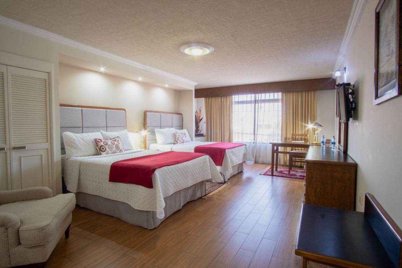 Twin Room,1315440544:JPEG