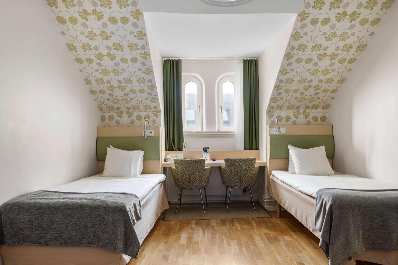 Twin Room Non-Smoking