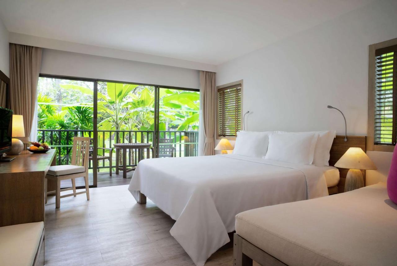 Garden King Room