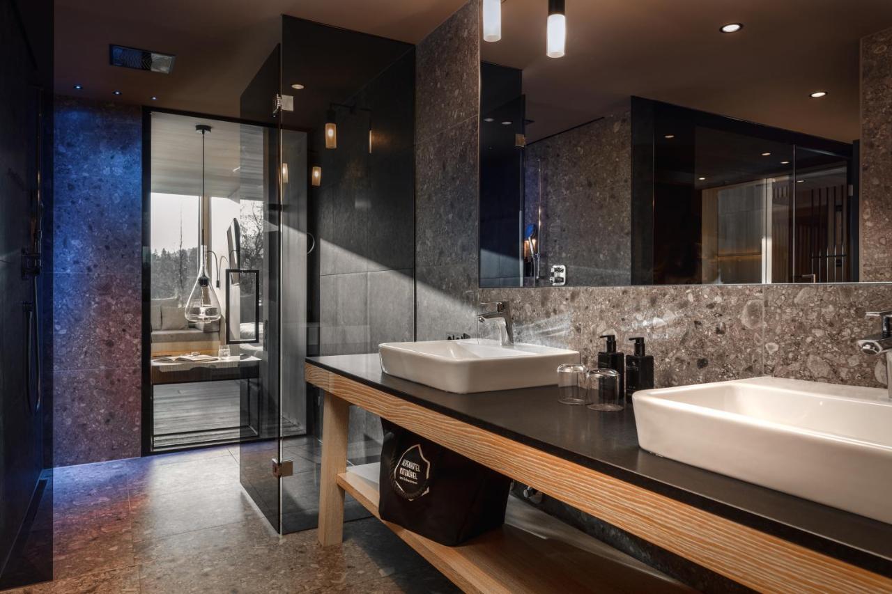 Penthouse Deluxe Suite