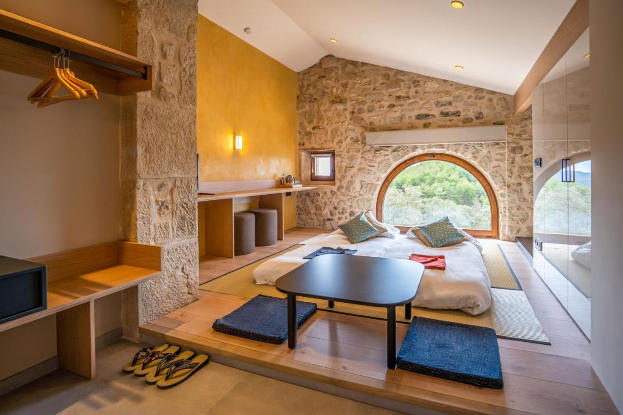 Habitación Doble con vistas a la montaña