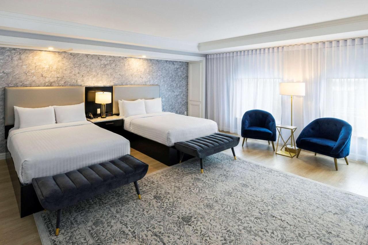 Deluxe Accessible Room with Two Queen Beds - Disability Access/Non Smoking
