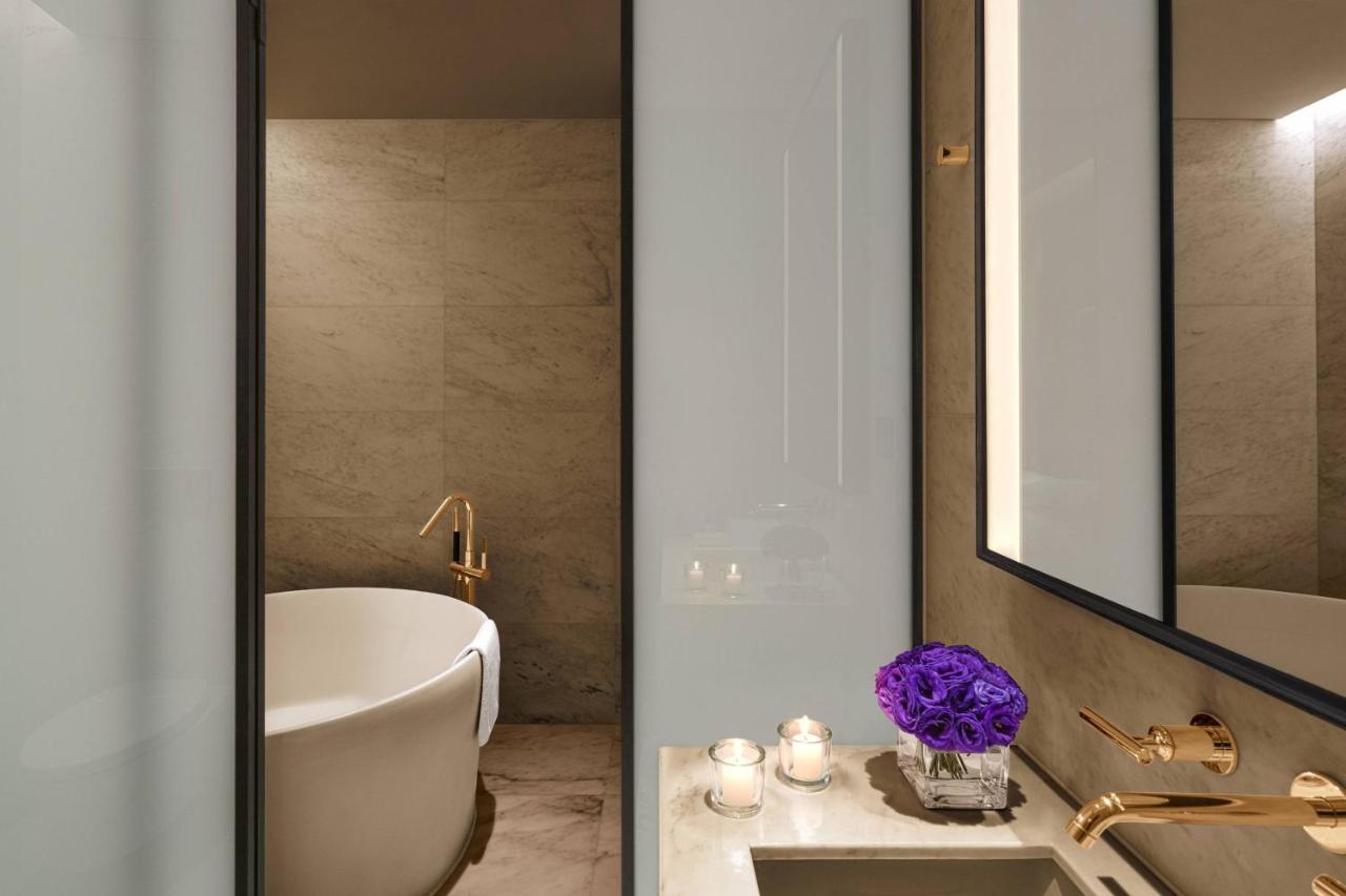 Pearl Tower View Queen Beds Room