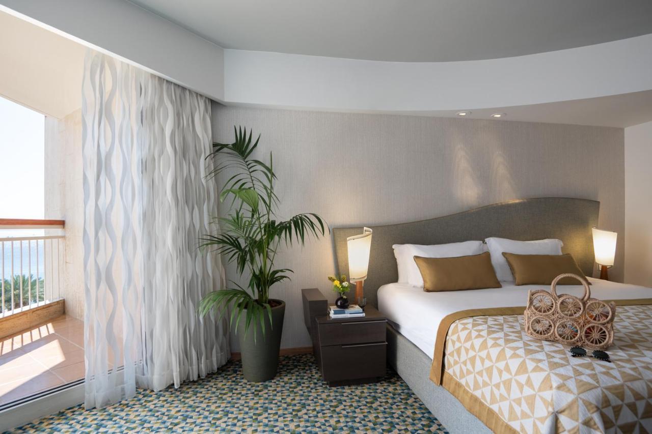 Eilat room
