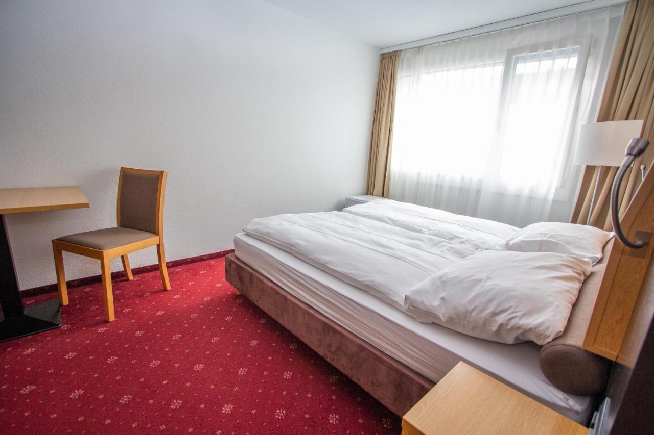 Classic Triple Room,1516455373:JPEG
