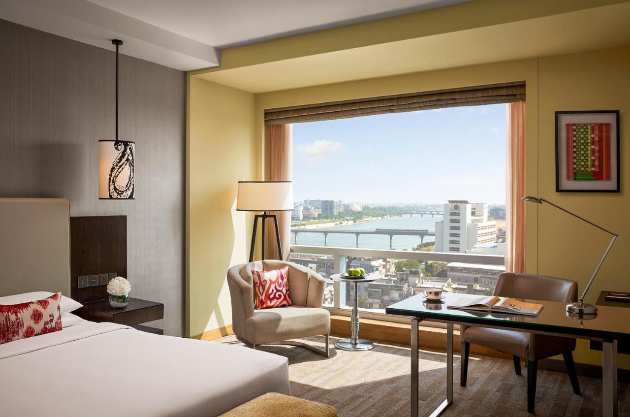 King Room River View | on Spa & on F&B Till 31st Oct