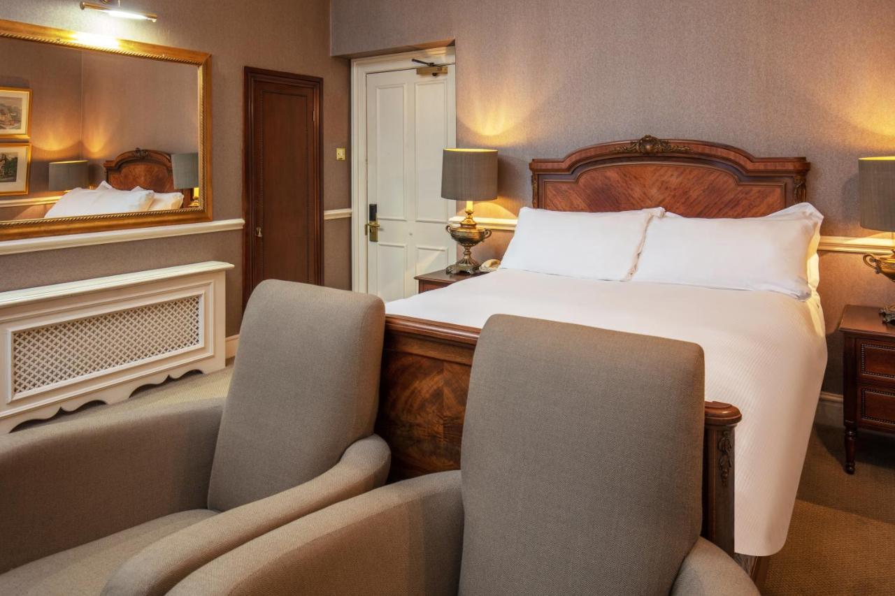 Feature Double Room - Old Hall