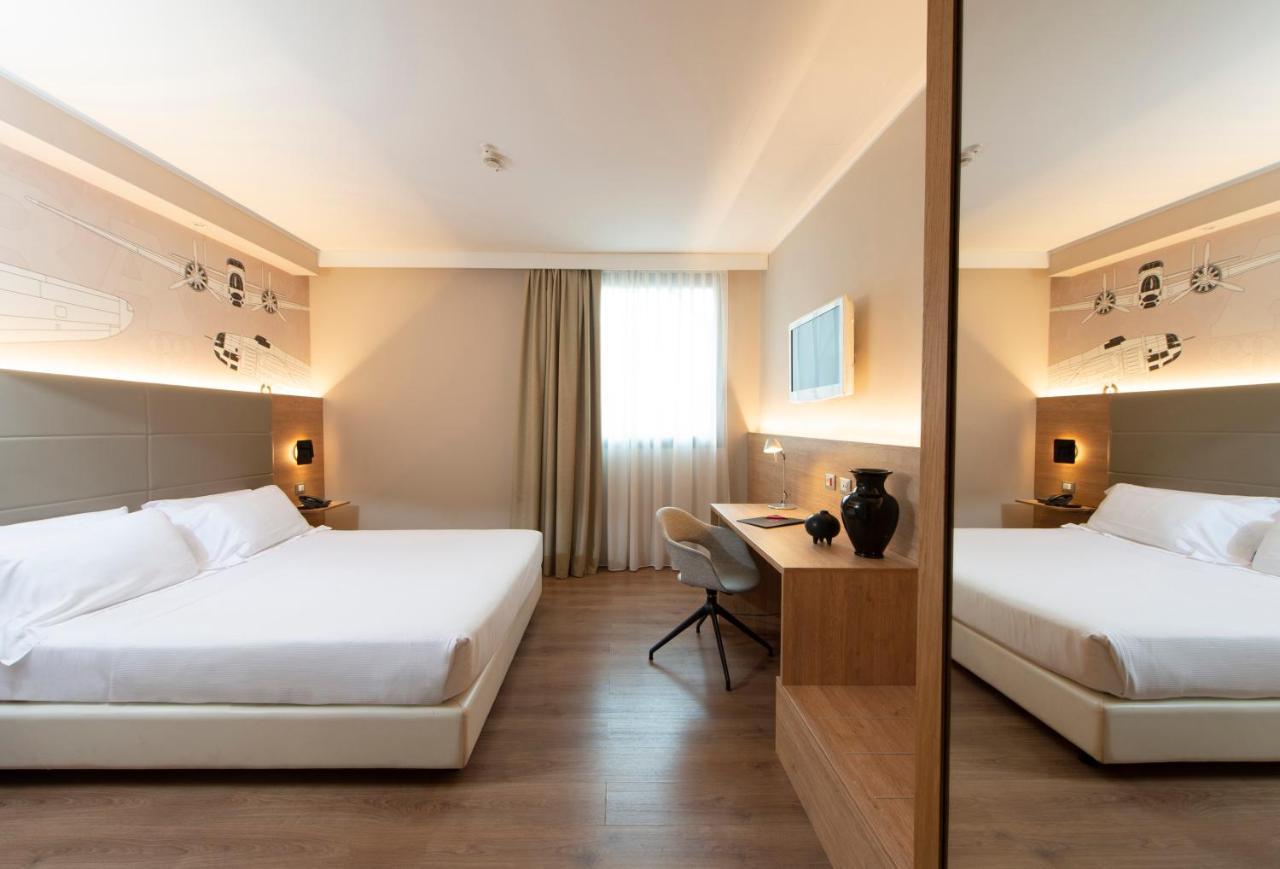 Deluxe Room,1384911185:JPEG
