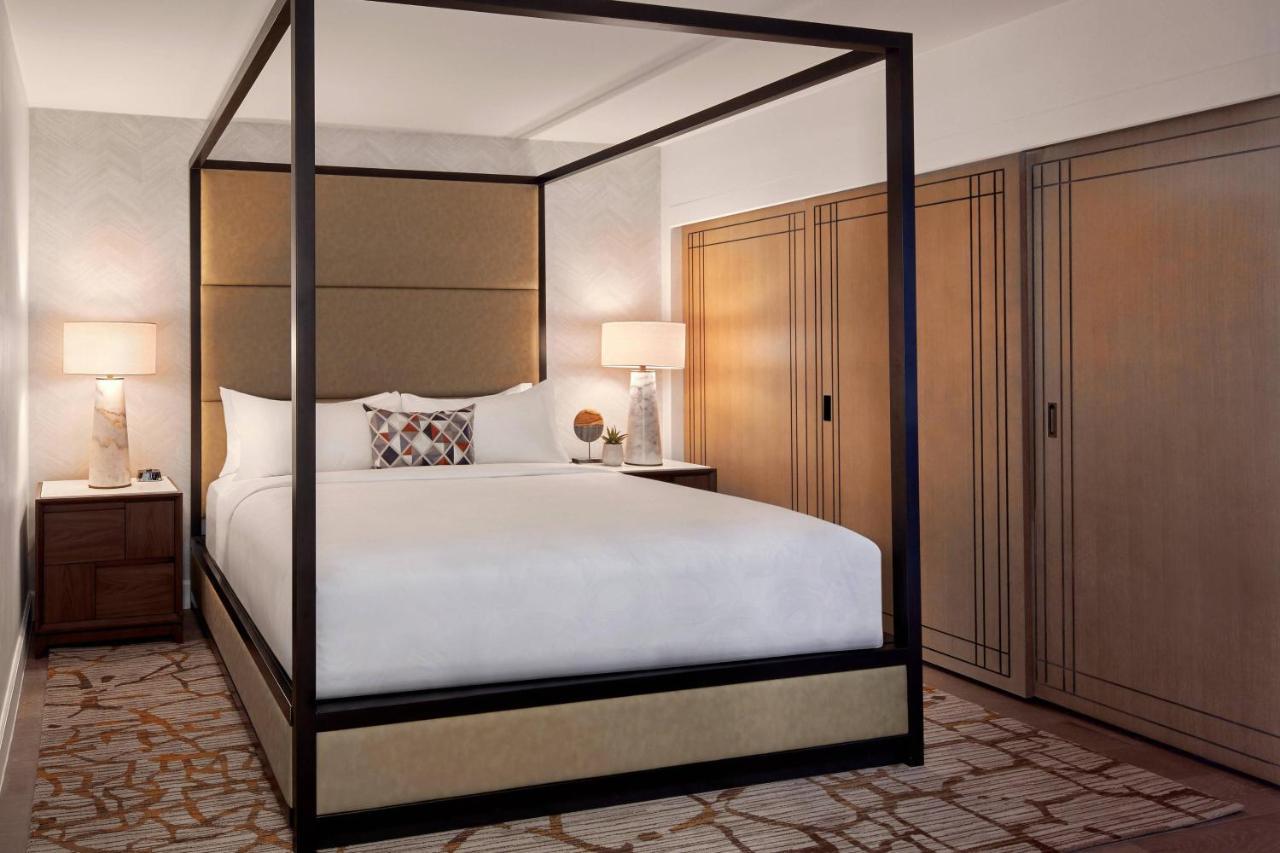 Executive King Suite with Sofa Bed and Pool View