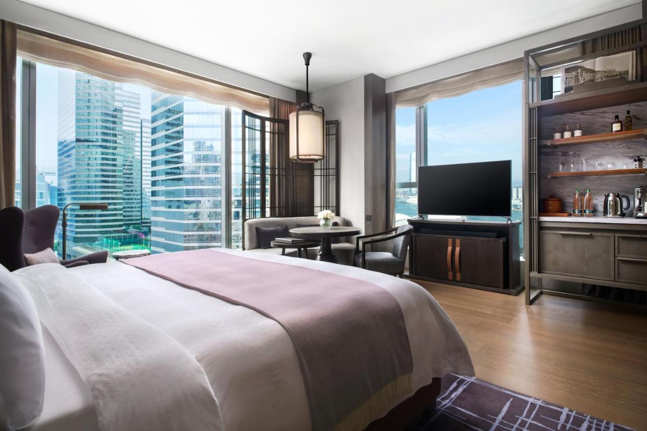 Grand Deluxe King Room with City View