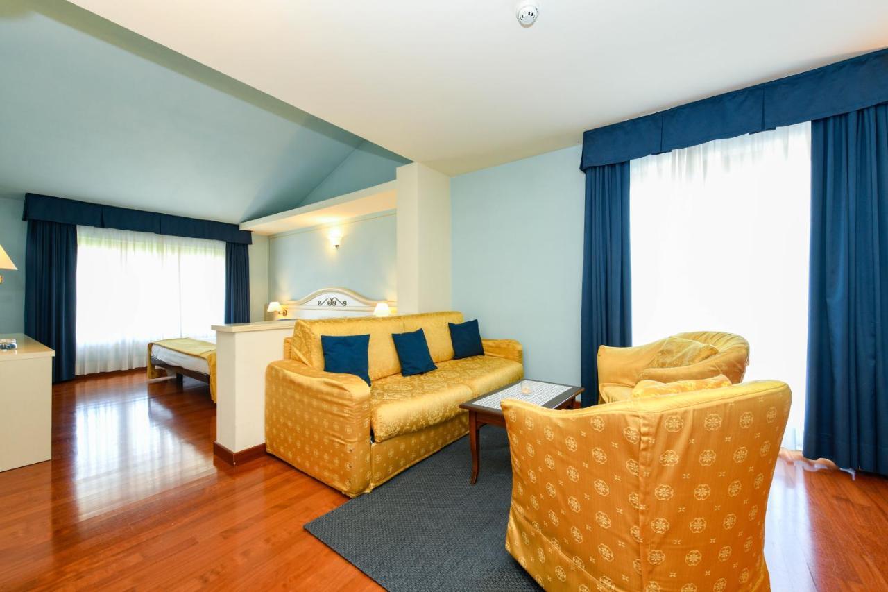 Suite Balcony,1731697228:JPEG