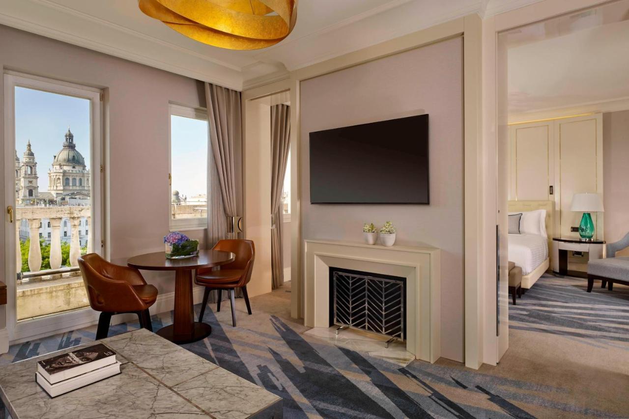 Palace Suite,1364427284:JPEG