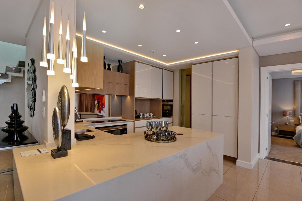 Presidential Penthouse, with Private Pool and Hot Tub