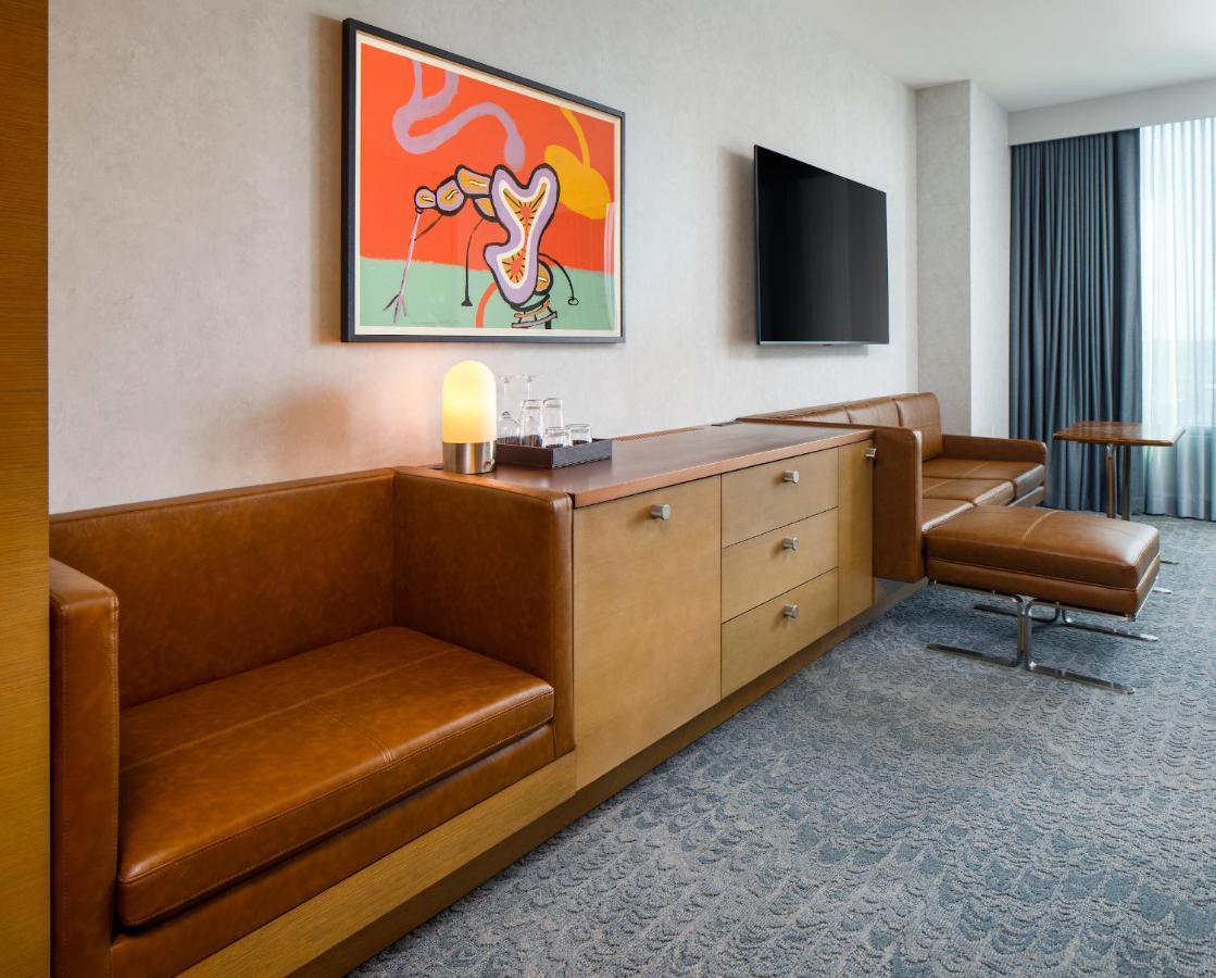 Executive Queen Room with Two Queen Beds - High Floor